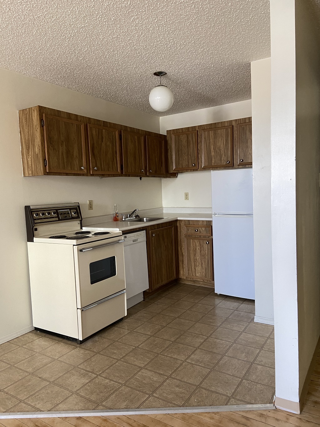 Smaller 1 Bedroom Rental Downtown