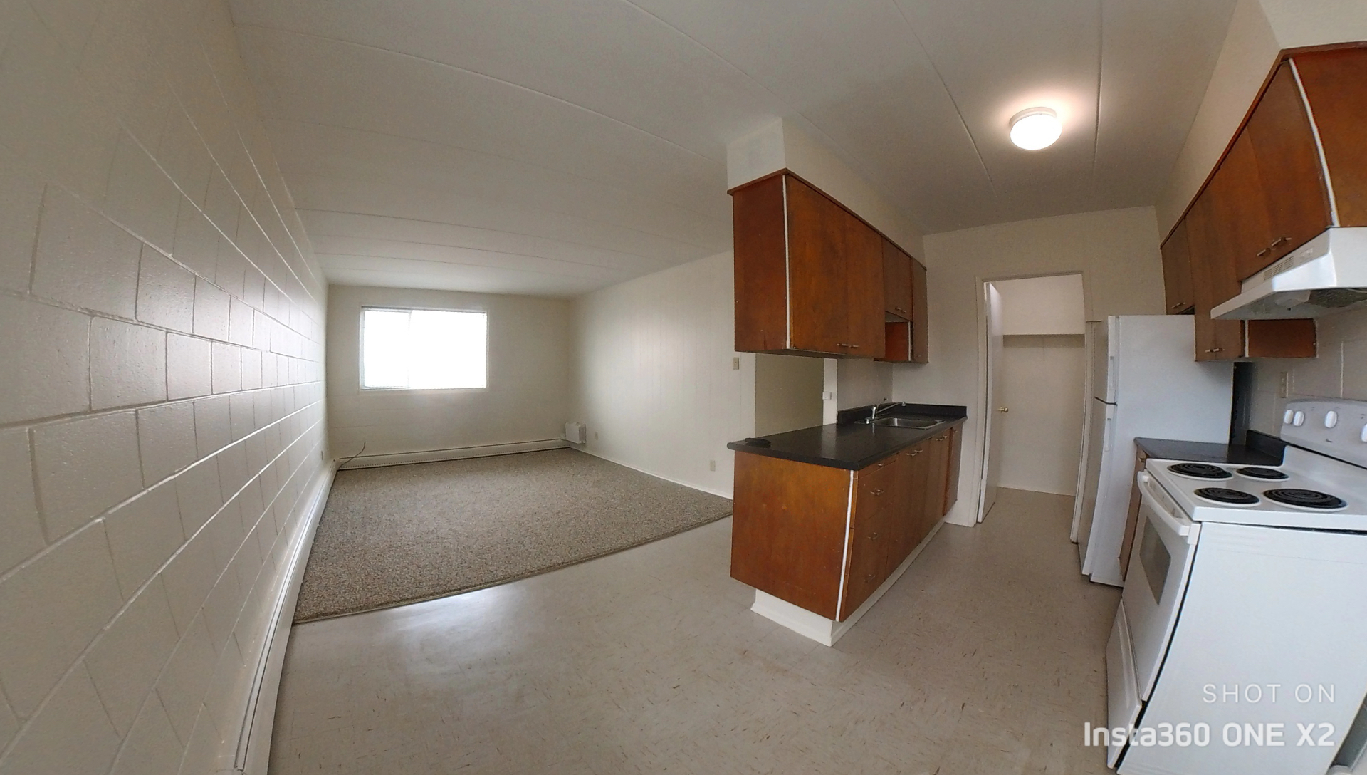2315 7th st E Bright and Spacious 1 Bedroom