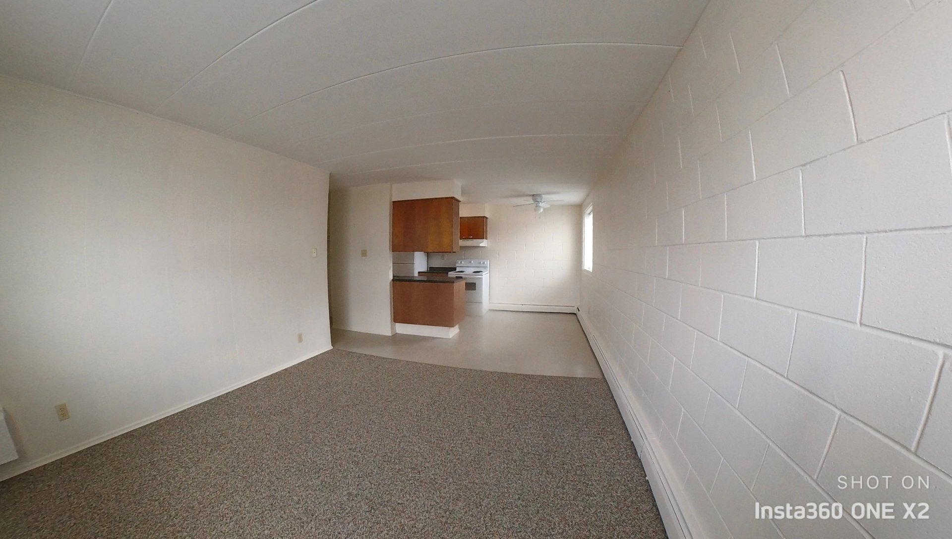 2315 7th st E Bright and Spacious 1 Bedroom