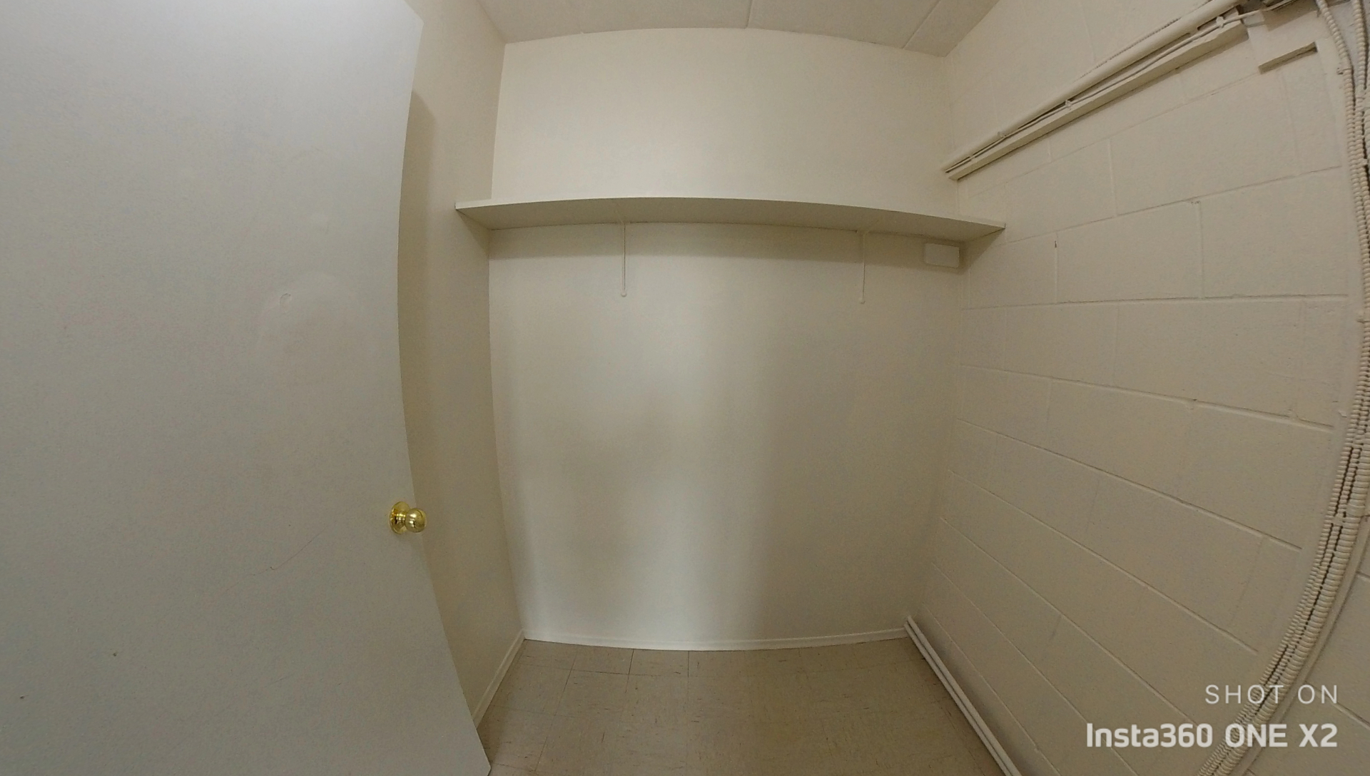 2315 7th st E Bright and Spacious 1 Bedroom