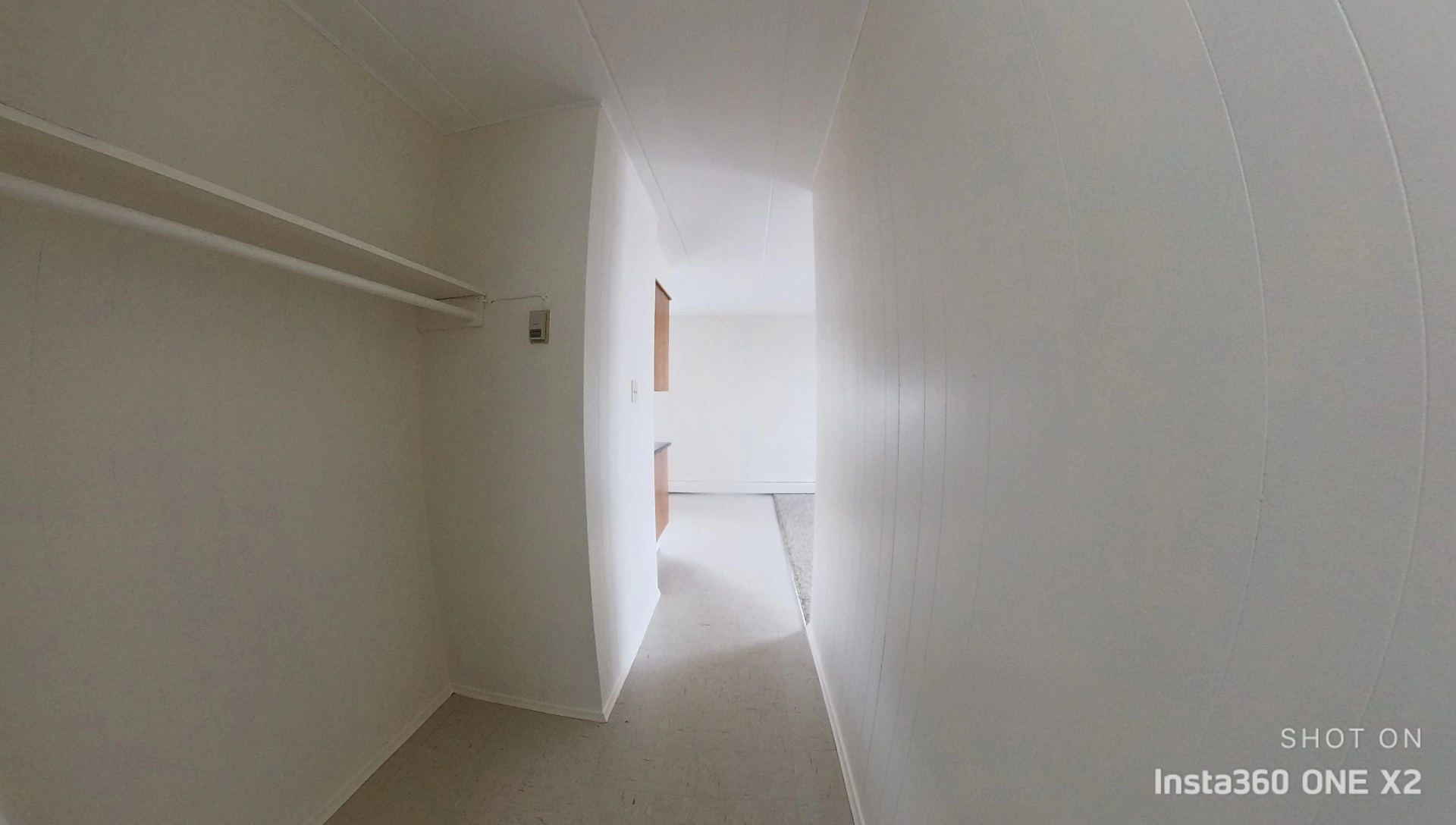 2315 7th st E Bright and Spacious 1 Bedroom