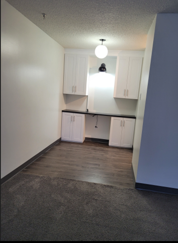 Prince Charles 1 Bedroom Rental ON 8th ST 