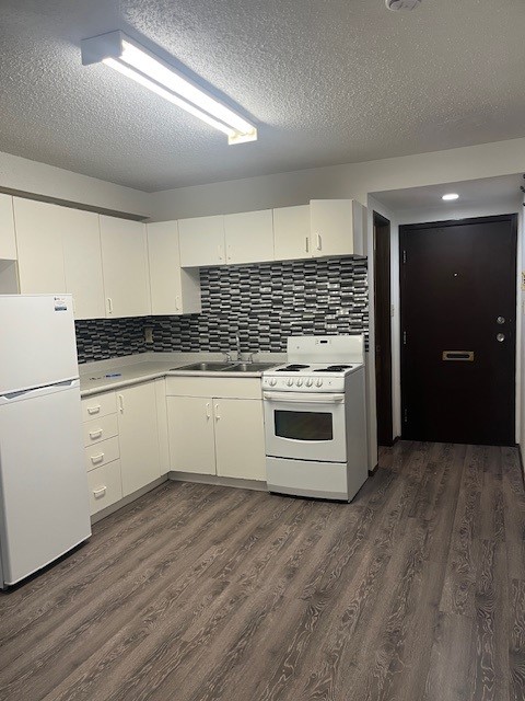 Affordable 1 Bedroom in a Quiet Building