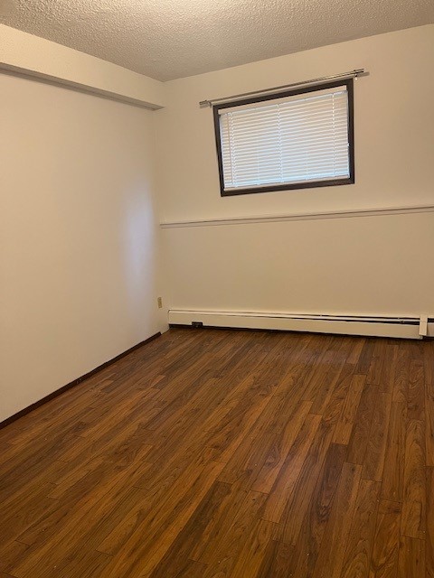 Affordable 1 Bedroom in a Quiet Building