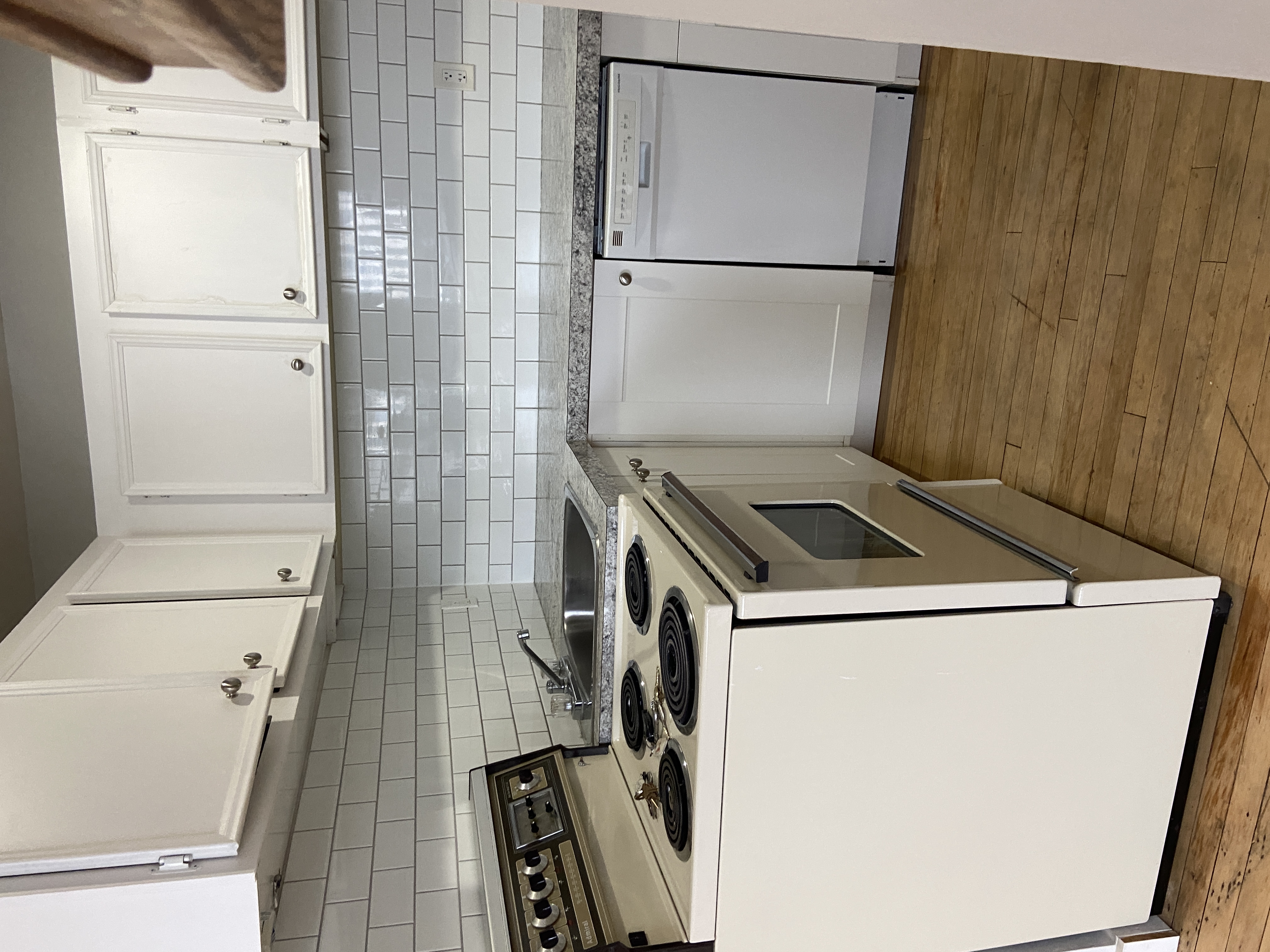 Down Town Loft Rental in Historic Drinkle 3