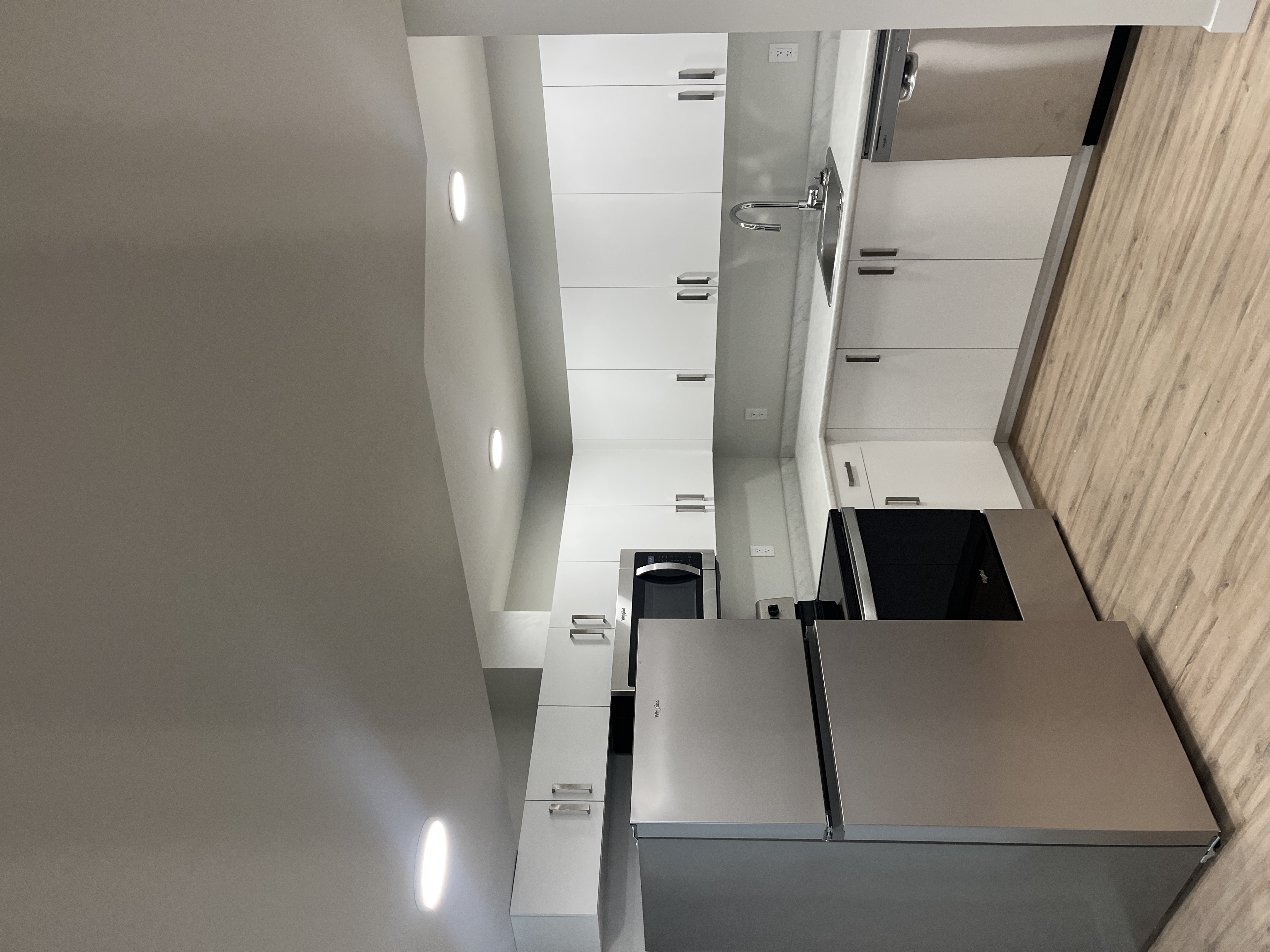 2 Bedroom Rental With Super Move in Specials